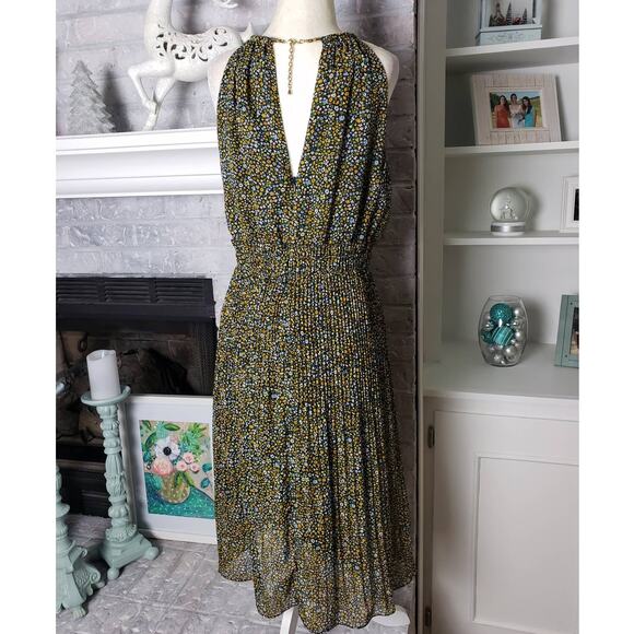 Michael Kors chain neck floral shift dress - Picture 4 of 10